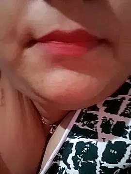 Snapshot of sexymotto chatting on 11-12-25, 04:18 sexymotto online show from 11-12-25, 04:18