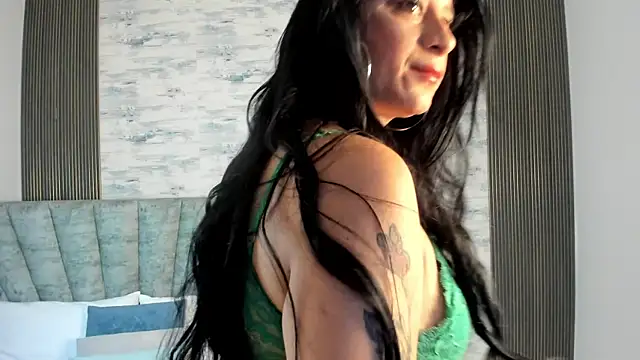 ShanelEvans online show from 02-18-26, 04:25