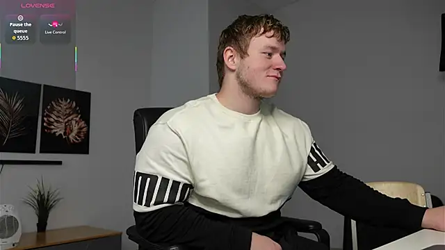 Richard Dullas online show from 09-30-25, 12:21