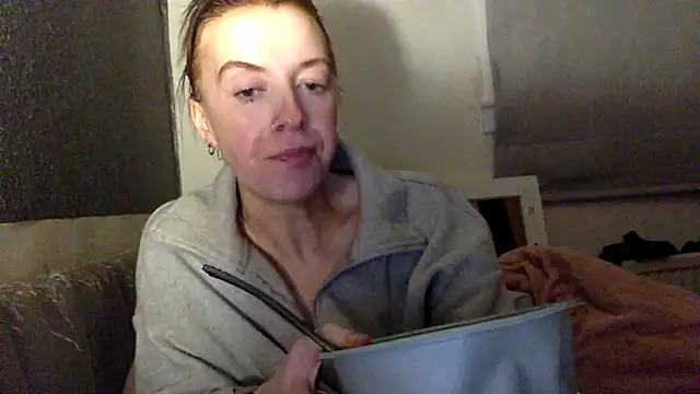 Bellababexox online show from 06-11-26, 01:05