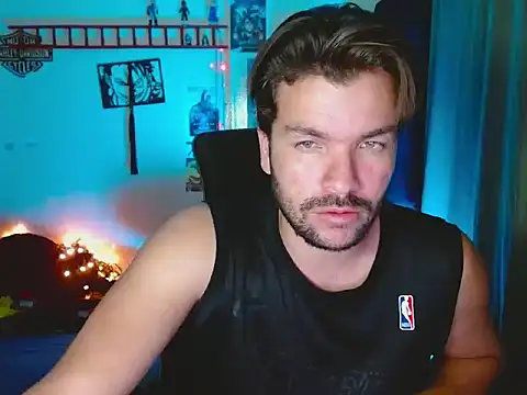 cortelioni massimo  online show from 10-04-25, 01:03