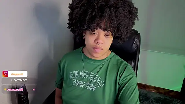 Snapshot of afro_jayleof chatting on 09-14-25, 12:32 afro jayleof online show from 09-14-25, 12:32