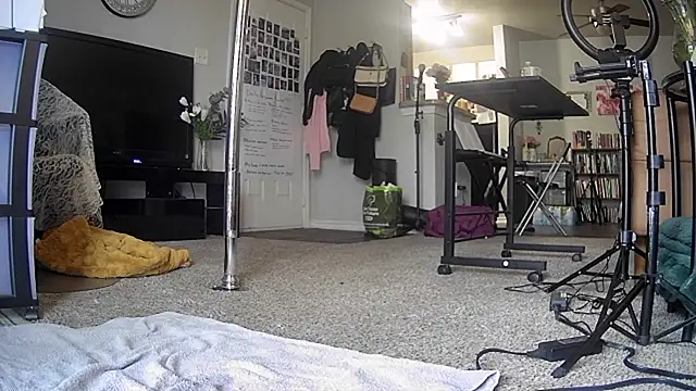 Goddessbriannaaa online show from 03-10-26, 04:56