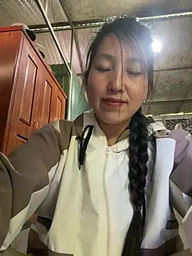 Snapshot of Huong-Ly chatting on 02-21-26, 06:03 Huong-Ly online show from 02-21-26, 06:03