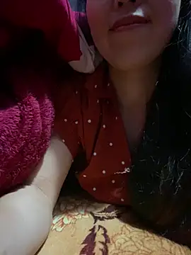 Snapshot of Huong-Ly chatting on 03-08-26, 02:43 Huong-Ly online show from 03-08-26, 02:43