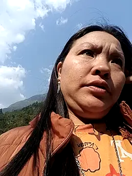 MuiNay online show from 02-07-26, 02:37