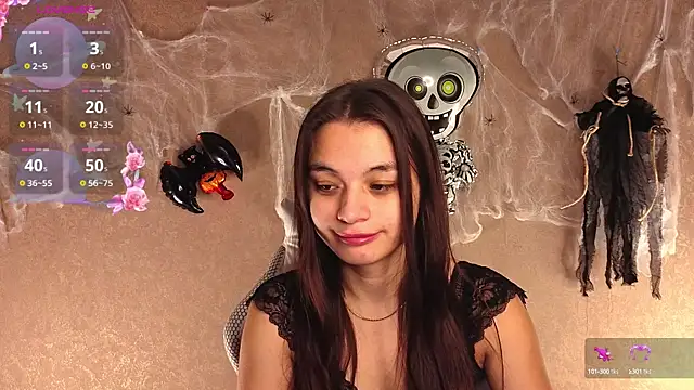 Leila Hefner online show from 10-14-25, 02:23