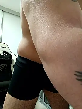 Snapshot of a23c43 chatting on 01-10-26, 03:25 a23c43 online show from 01-10-26, 03:25