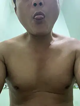 hotboy2x online show from 04-30-26, 10:36