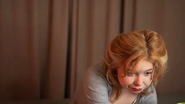 Stella Vanila online show from 09-30-25, 02:05