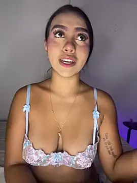 Michelle johnson  online show from 12-17-25, 07:20