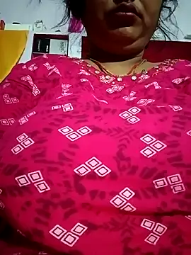 Aruhi hot online show from 10-09-25, 09:24