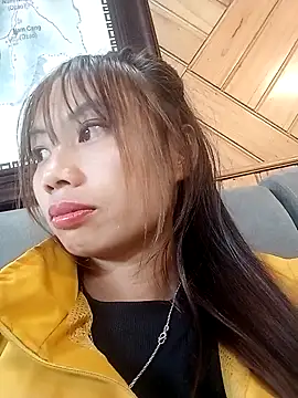 Snapshot of Dung-Thao19 chatting on 09-16-25, 10:38 Dung-Thao19 online show from 09-16-25, 10:38