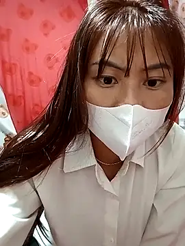 Snapshot of Dung-Thao19 chatting on 02-18-26, 12:06 Dung-Thao19 online show from 02-18-26, 12:06