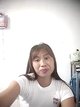 Snapshot of Dung-Thao19 chatting on 03-04-26, 11:00 Dung-Thao19 online show from 03-04-26, 11:00