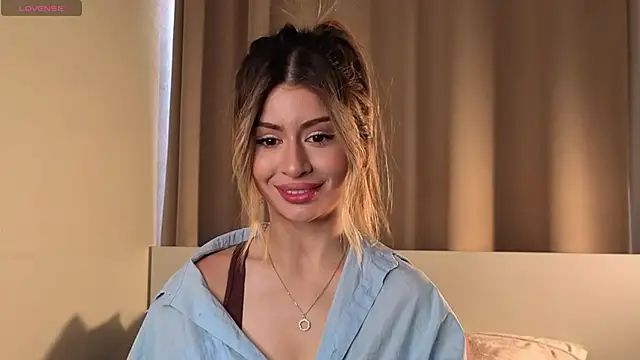 Snapshot of GeorginaHarn chatting on 09-25-25, 08:18 GeorginaHarn online show from 09-25-25, 08:18