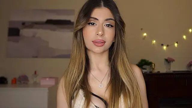 Snapshot of GeorginaHarn chatting on 02-19-26, 08:10 GeorginaHarn online show from 02-19-26, 08:10