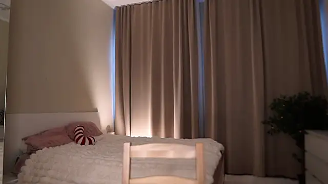 Snapshot of GeorginaHarn chatting on 02-27-26, 08:03 GeorginaHarn online show from 02-27-26, 08:03