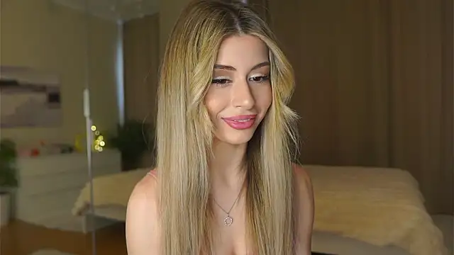 Snapshot of GeorginaHarn chatting on 03-08-26, 08:07 GeorginaHarn online show from 03-08-26, 08:07