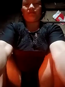 Love-Mama33 online show from 12-16-25, 12:48