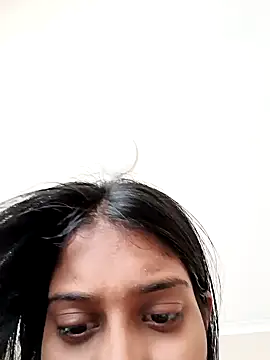 Snapshot of Ghetto_Gurl_06 chatting on 10-20-25, 10:49 Ghetto Gurl 06 online show from 10-20-25, 10:49