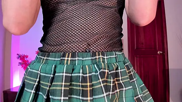 AelinDuvalier online show from 11-21-25, 01:04