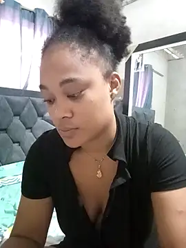 Snapshot of dahian_charlote02 chatting on 03-08-26, 02:54 dahian charlote02 online show from 03-08-26, 02:54