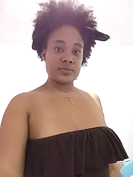 Snapshot of dahian_charlote02 chatting on 04-03-26, 04:10 dahian charlote02 online show from 04-03-26, 04:10