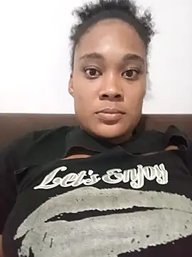 Snapshot of dahian_charlote02 chatting on 04-16-26, 01:50 dahian charlote02 online show from 04-16-26, 01:50