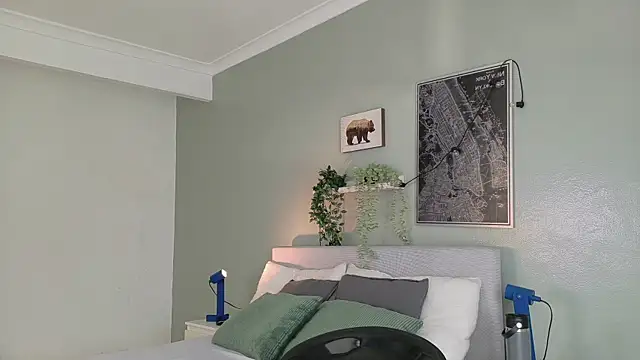 Nickifox   online show from 10-11-25, 07:34