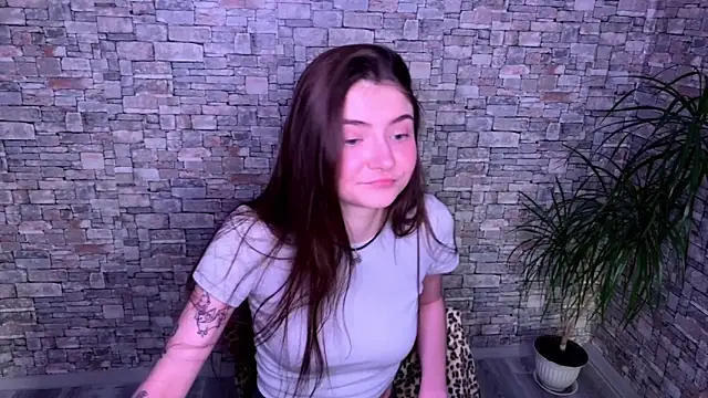Snapshot of may_rollins chatting on 04-18-26, 02:54 may rollins online show from 04-18-26, 02:54
