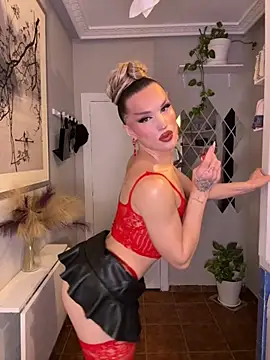 Snapshot of lacattiva chatting on 10-15-25, 05:57 lacattiva online show from 10-15-25, 05:57