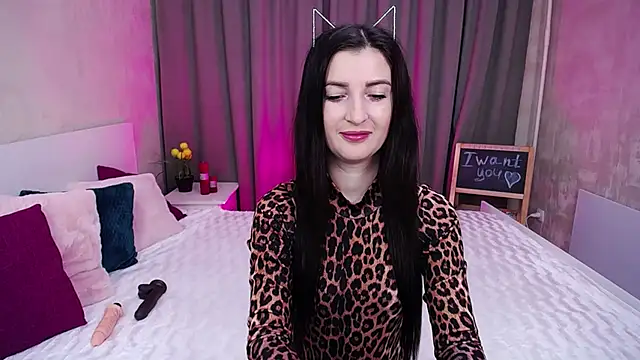 EvelinCuper online show from 10-16-25, 05:08