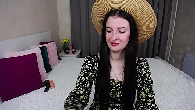 EvelinCuper online show from 11-28-25, 06:27