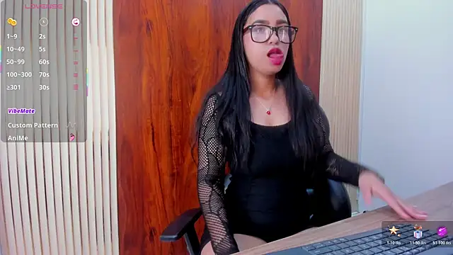 KhateAndersson online show from 01-05-26, 08:23