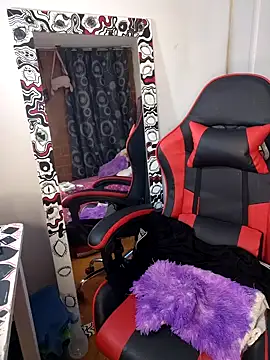 Snapshot of Samanthademonx20_ chatting on 03-26-26, 04:40 Samanthademonx20 online show from 03-26-26, 04:40