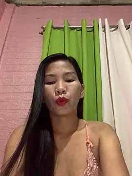 Snapshot of Cleo17 chatting on 04-04-26, 03:31 Cleo17 online show from 04-04-26, 03:31