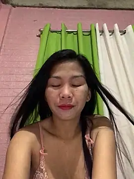 Snapshot of Cleo17 chatting on 04-14-26, 05:41 Cleo17 online show from 04-14-26, 05:41