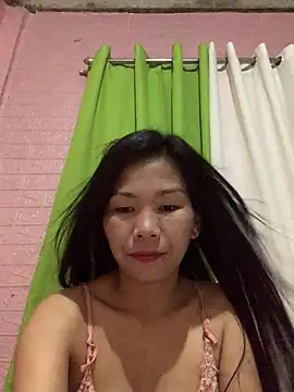 Snapshot of Cleo17 chatting on 05-05-26, 01:52 Cleo17 online show from 05-05-26, 01:52
