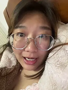 sisi-maiden online show from 02-25-26, 12:37