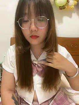 sisi-maiden online show from 06-24-26, 12:37