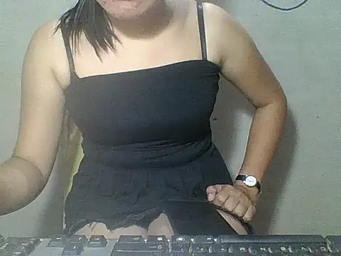 Skinny PinayGirljust18 online show from 04-15-26, 07:58