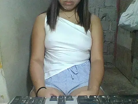 Snapshot of Skinny_PinayGirljust18 chatting on 06-17-26, 06:53 Skinny PinayGirljust18 online show from 06-17-26, 06:53