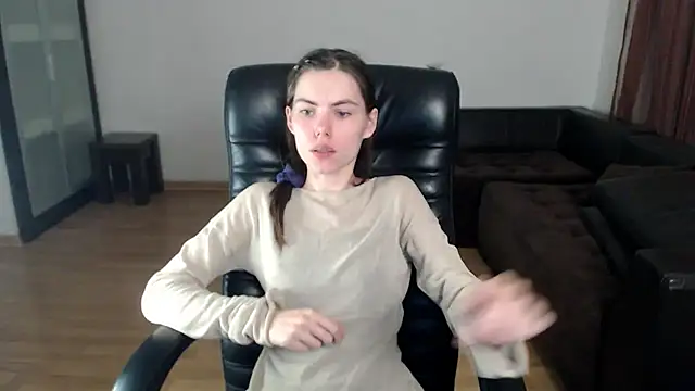 AmelieReve online show from 09-15-25, 05:46