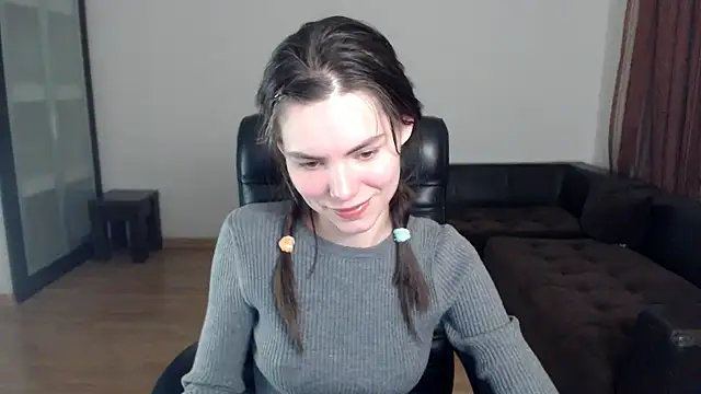 AmelieReve online show from 09-29-25, 04:34