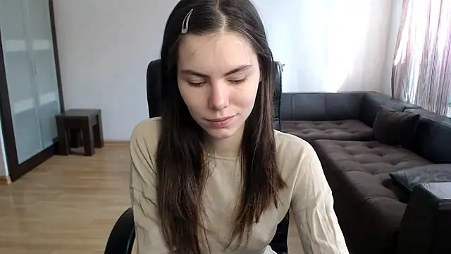 AmelieReve online show from 10-10-25, 12:15