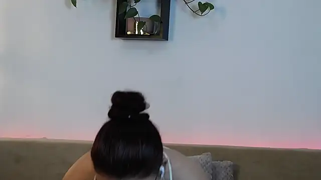 Snapshot of ScarletNoiree chatting on 11-05-25, 11:54 ScarletNoiree online show from 11-05-25, 11:54