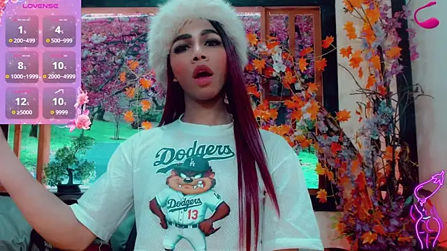 Snapshot of Britany_montiel chatting on 10-04-25, 11:52 Britany montiel online show from 10-04-25, 11:52