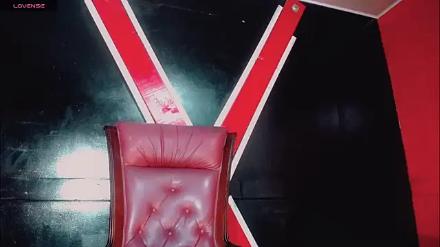 Snapshot of Britany_montiel chatting on 10-13-25, 07:14 Britany montiel online show from 10-13-25, 07:14