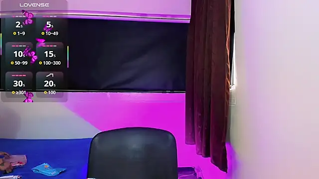 Snapshot of Britany_montiel chatting on 03-27-26, 07:02 Britany montiel online show from 03-27-26, 07:02